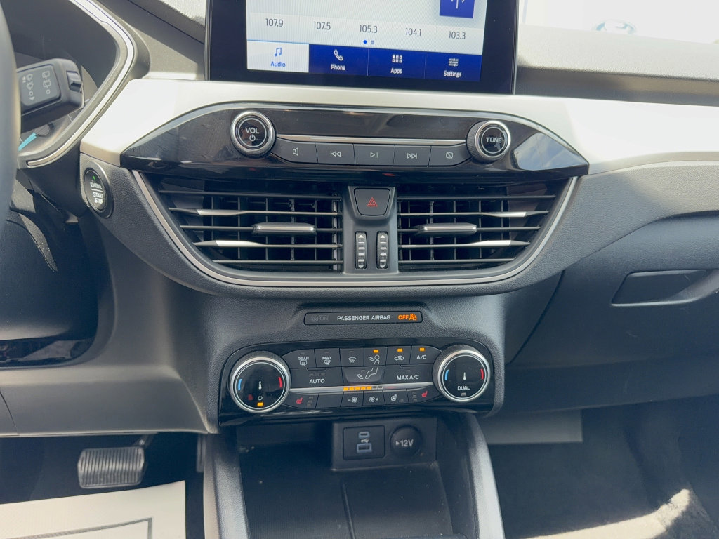 Certified 2022 Ford Escape SEL image 21