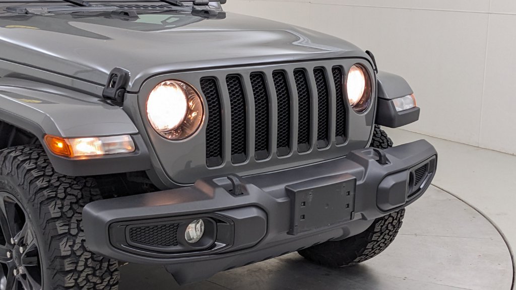 Used 2021 Jeep Wrangler Unlimited Sahara AWD/4WD image 41