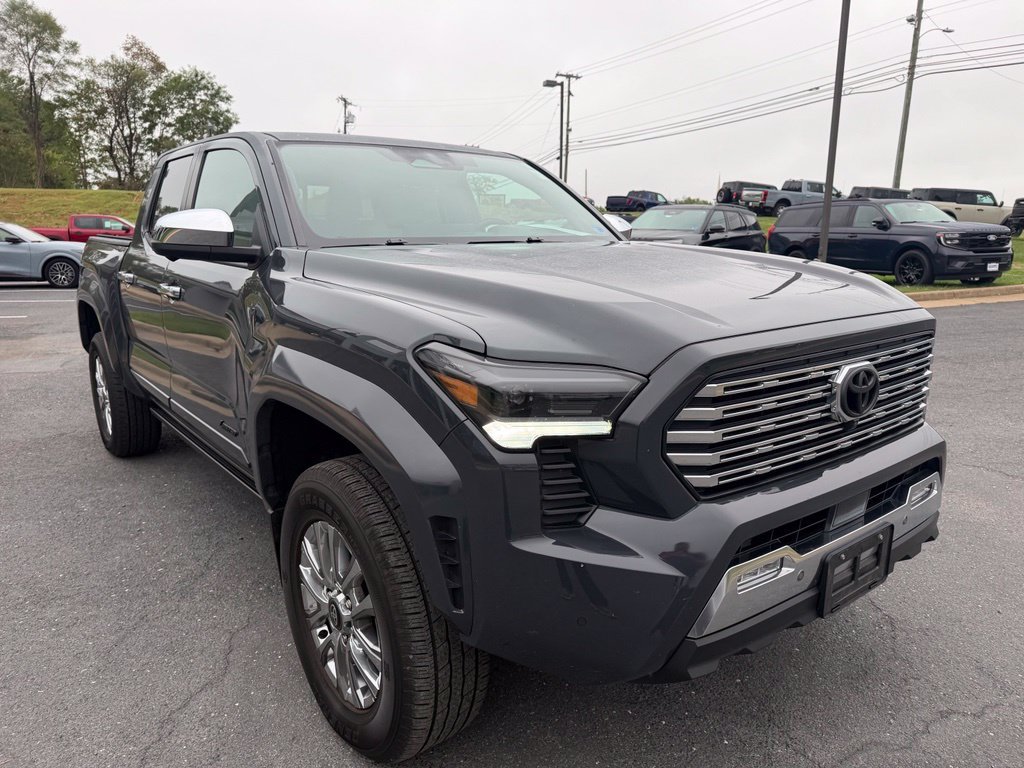 Used 2024 Toyota Tacoma Limited w/ Limited Package (LT) AWD/4WD image 7