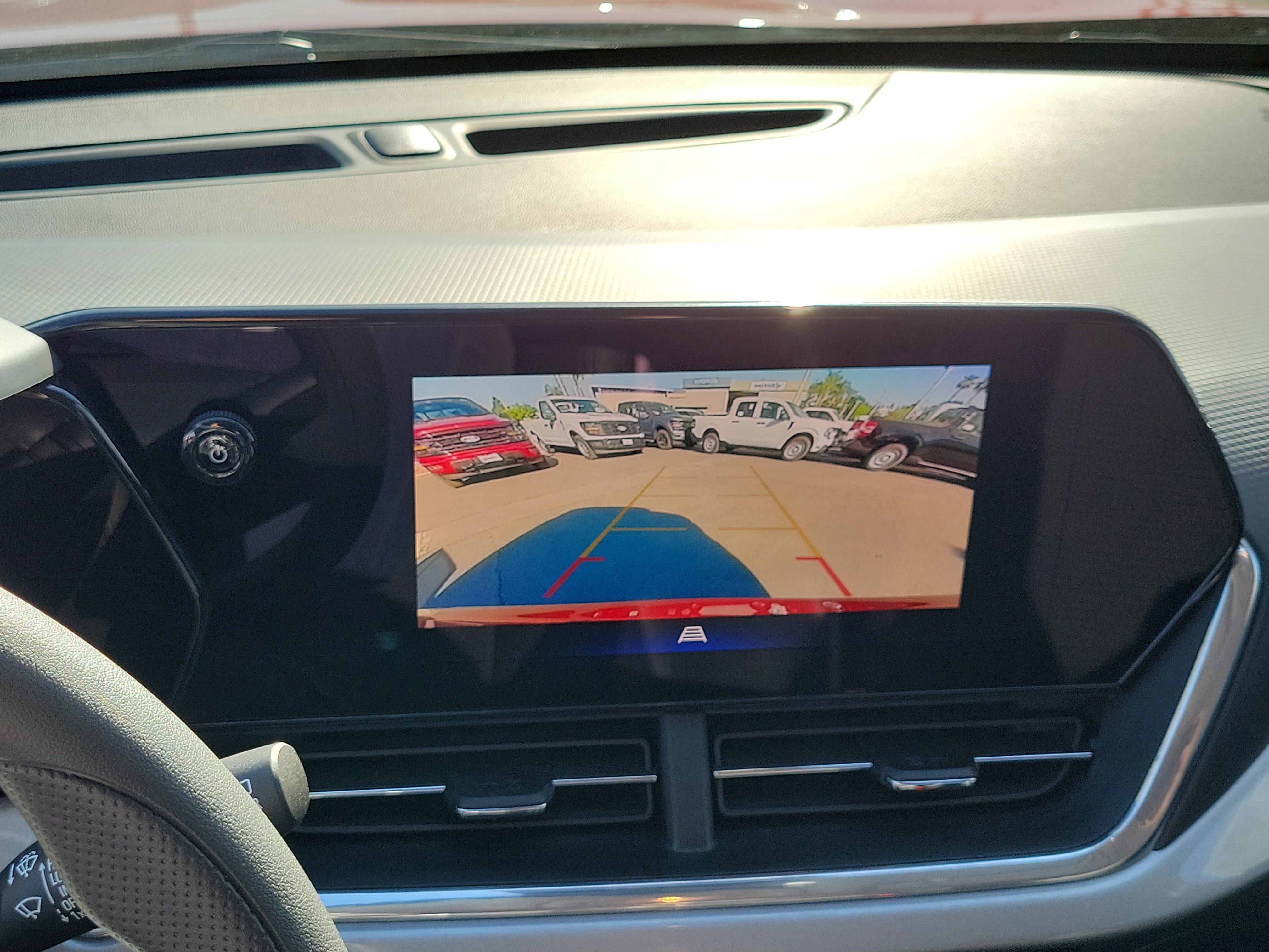 Used 2024 Chevrolet Trax LT FWD image 10