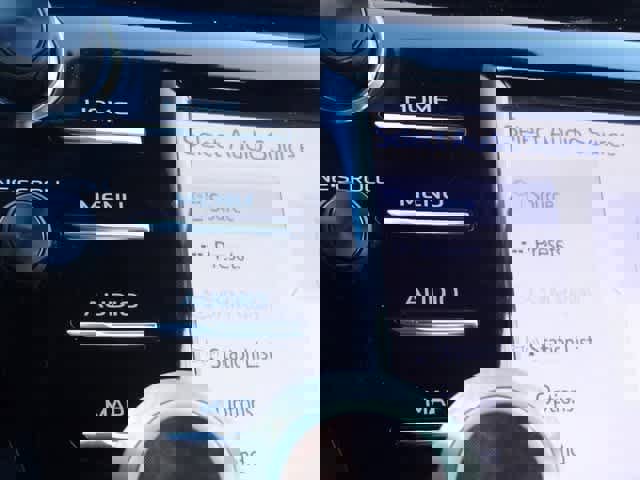 Used 2020 Toyota Camry LE w/ Convenience Package image 25