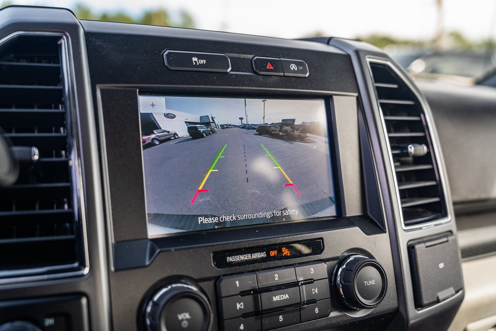 Certified 2020 Ford F150 XLT w/ Trailer Tow Package image 29