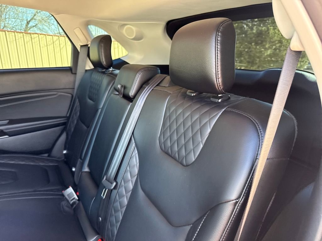 Certified 2024 Ford Edge Titanium AWD/4WD image 20