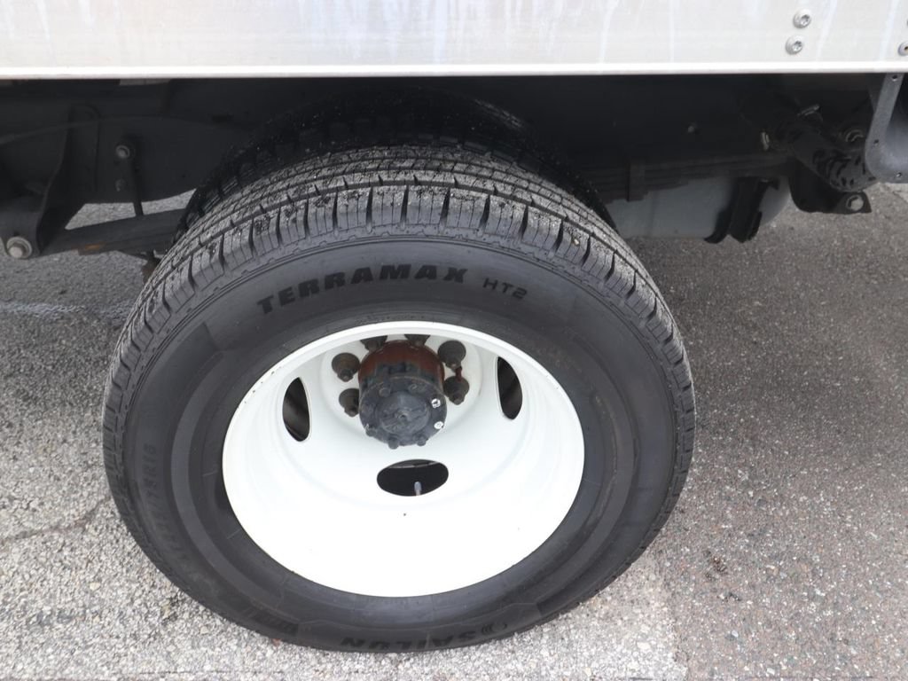 Certified 2024 Ford E-350 and Econoline 350 Super Duty w/ Power Windows & Locks Group RWD image 9