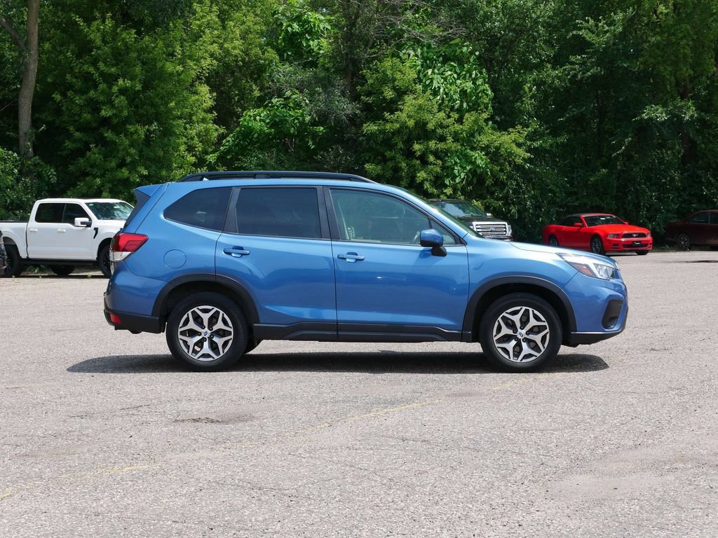 Used 2020 Subaru Forester Premium w/ Popular Package #1 AWD/4WD image 2