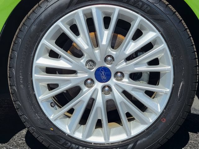 Certified 2018 Ford Focus Titanium w/ Titanium Technology Package FWD image 17