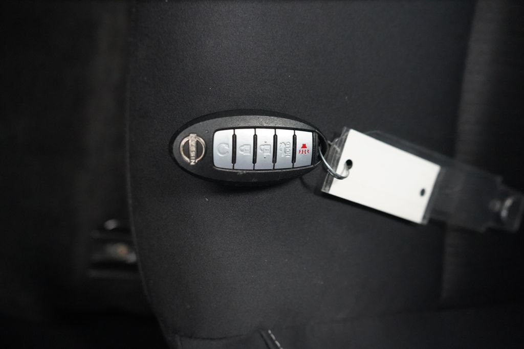 Used 2025 Nissan Altima 2.5 SV FWD image 34