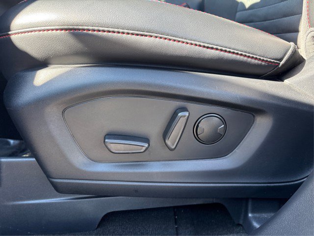 Certified 2025 Ford Explorer ST-Line w/ ST-Line Street Pack AWD/4WD image 17
