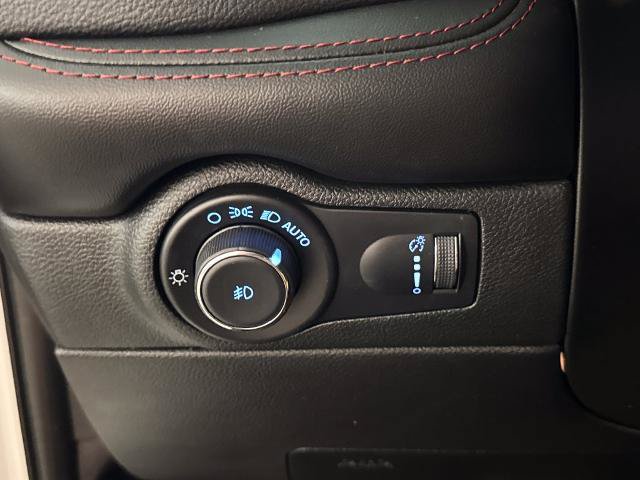 Used 2023 Dodge Durango GT RWD image 19