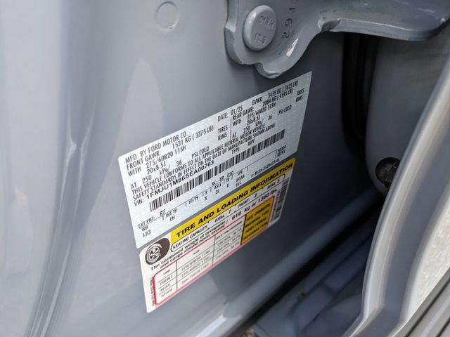 Certified 2025 Ford Expedition Platinum AWD/4WD image 38