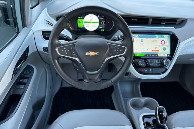 Used 2019 Chevrolet Bolt Premier w/ Infotainment Package image 11