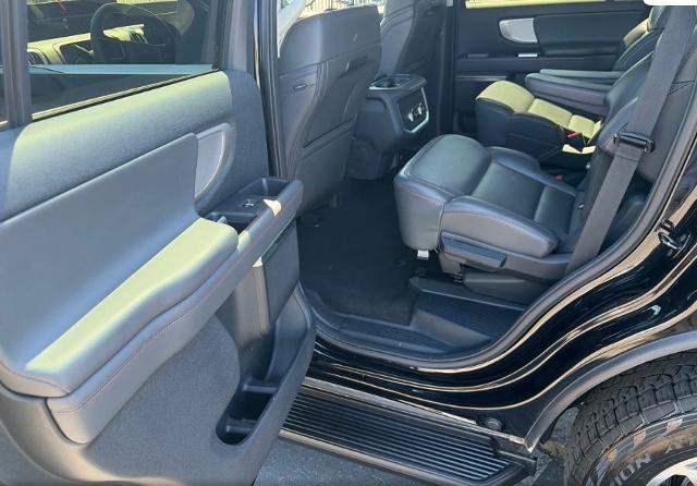 Certified 2025 Ford Expedition Active AWD/4WD image 8