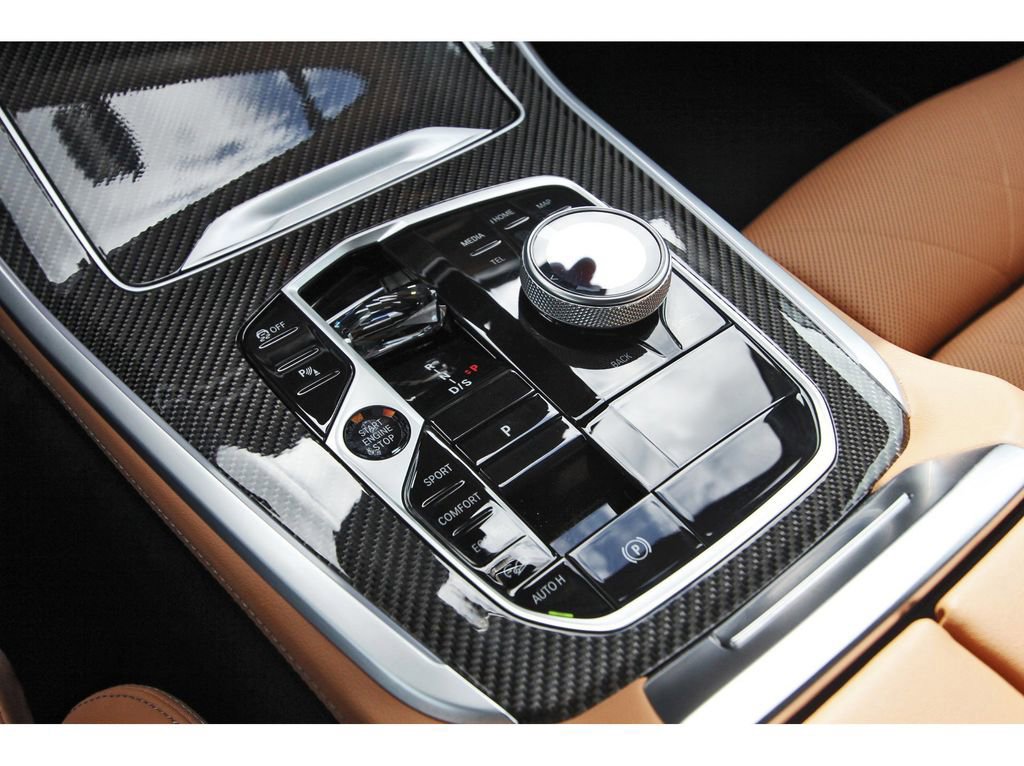 Used 2025 BMW X5 M60i w/ Executive Package image 25