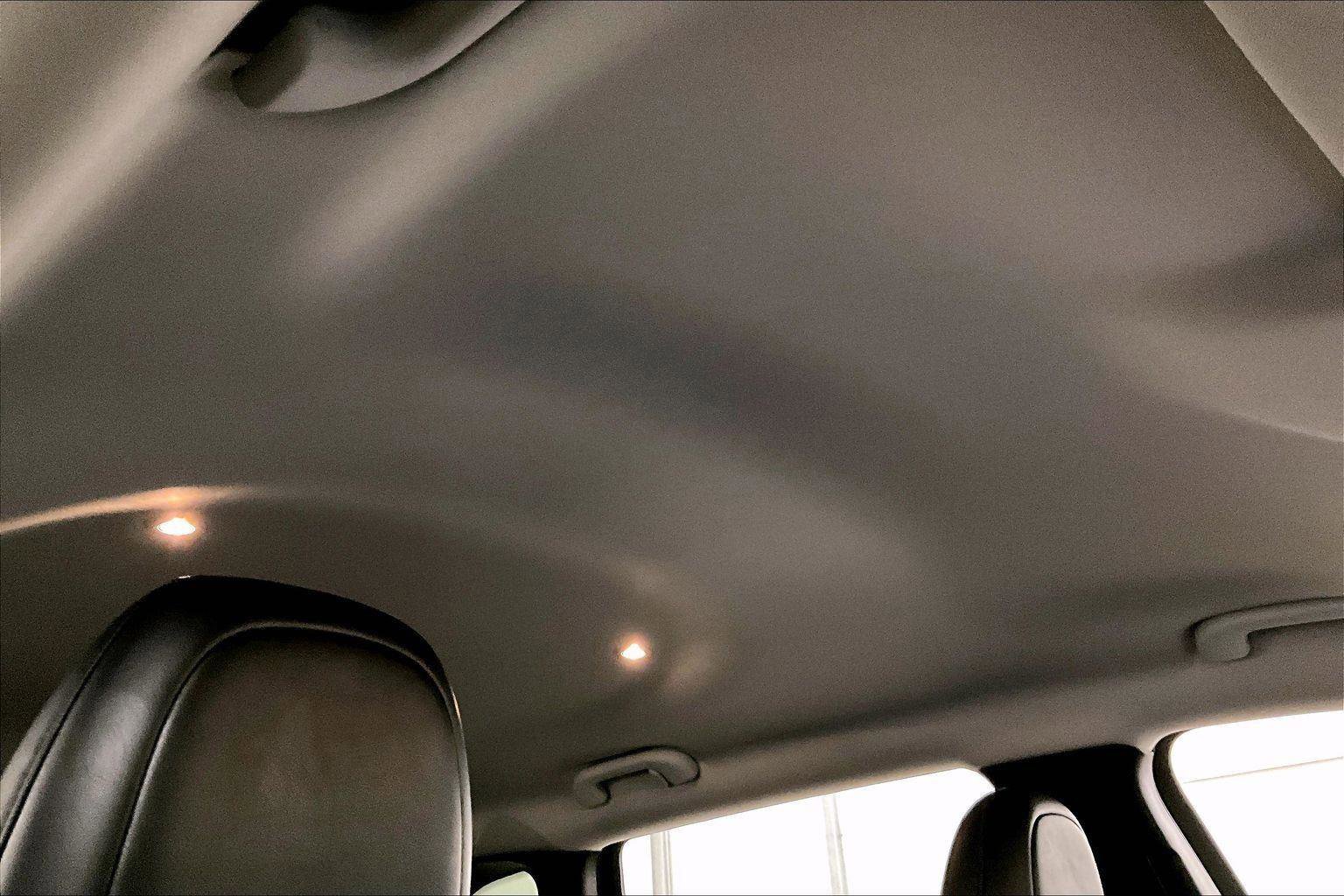 Used 2019 Jeep Cherokee Limited image 21