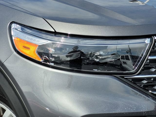 Certified 2023 Ford Explorer XLT RWD image 11