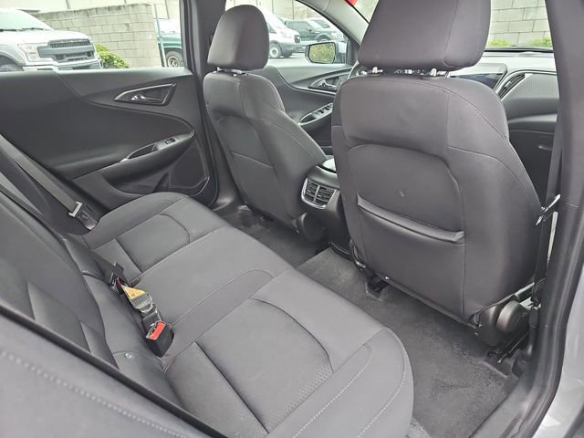 Used 2025 Chevrolet Malibu LT FWD image 12