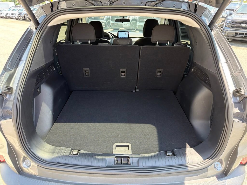 Certified 2023 Ford Escape Active FWD image 18