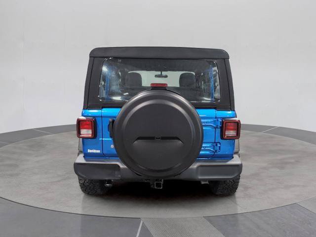 Used 2024 Jeep Wrangler Sport AWD/4WD image 4