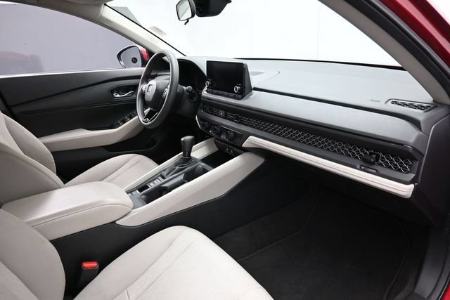 Used 2024 Honda Accord LX image 28