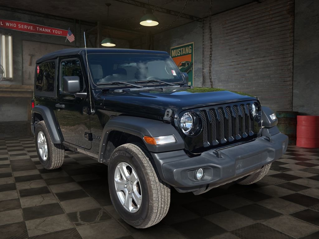 Used 2022 Jeep Wrangler Sport S image 2