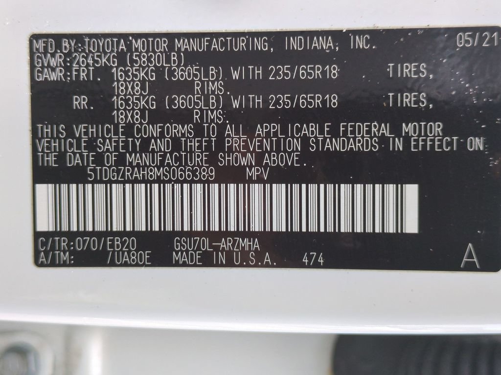 Used 2021 Toyota Highlander XLE FWD image 29