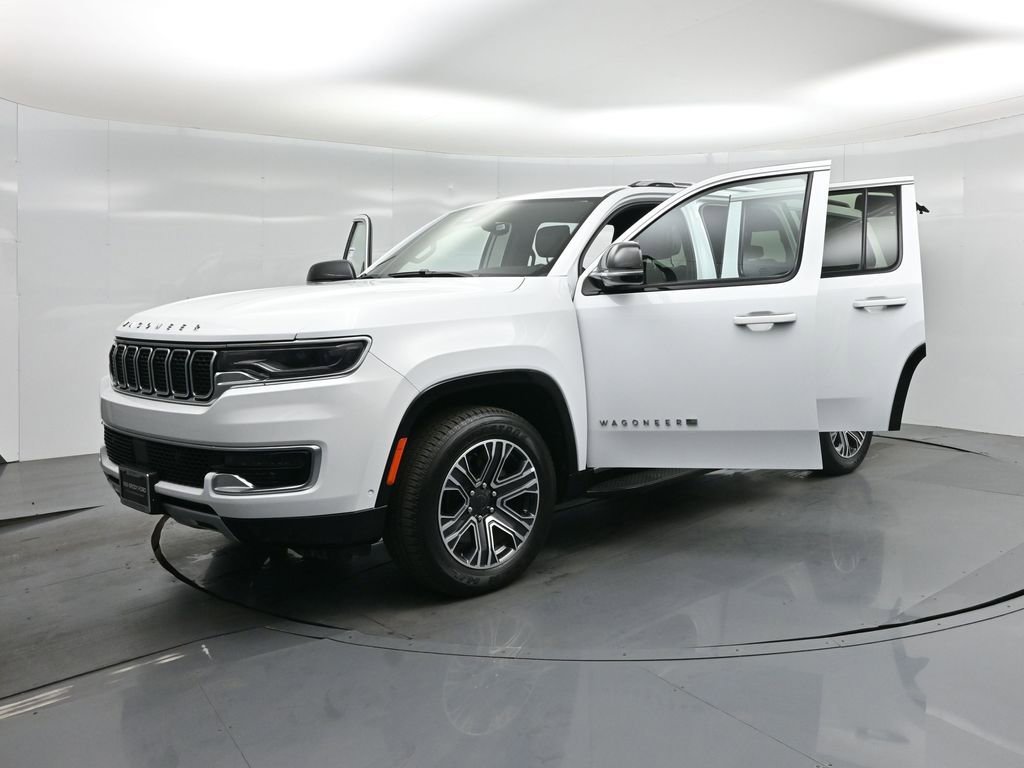 Used 2024 Jeep Wagoneer Series II w/ Flexible Seating Group image 35