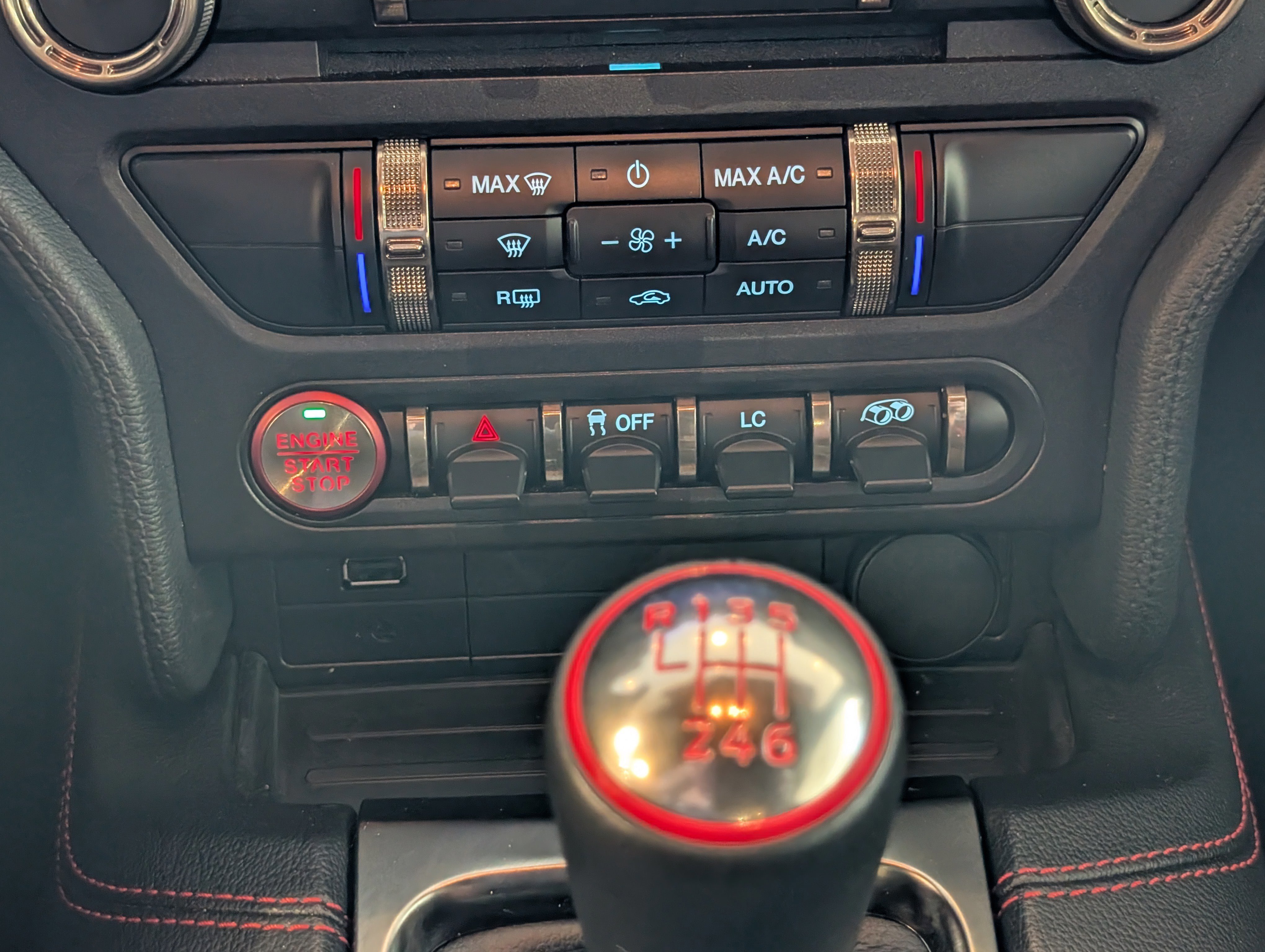 Certified 2020 Ford Mustang Shelby GT350R w/ GT350R Equipment Group 920A image 21