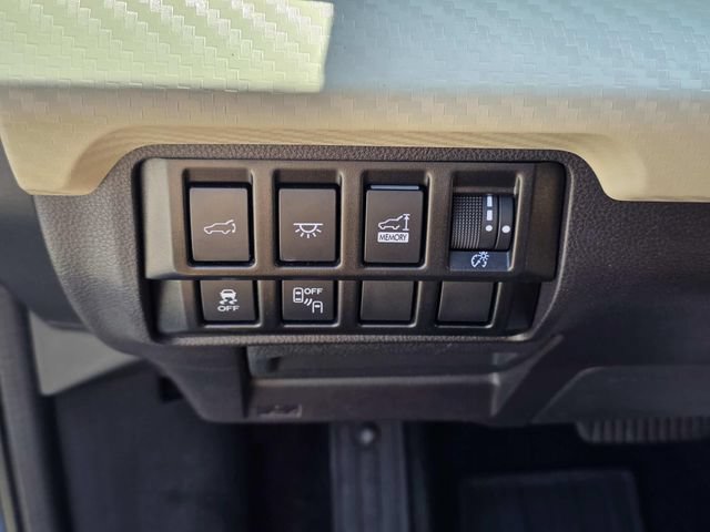 Used 2021 Subaru Ascent Premium w/ Sport Package AWD/4WD image 21