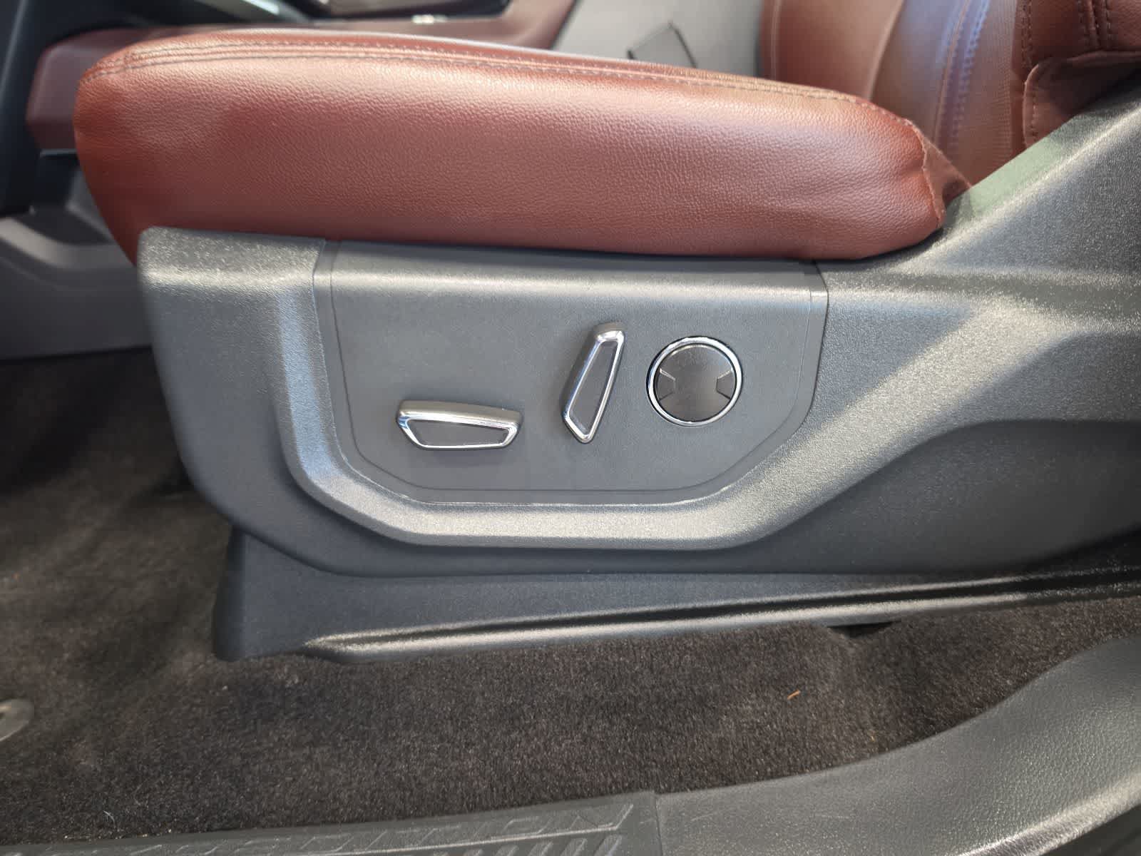 Certified 2022 Ford Expedition Limited AWD/4WD image 17