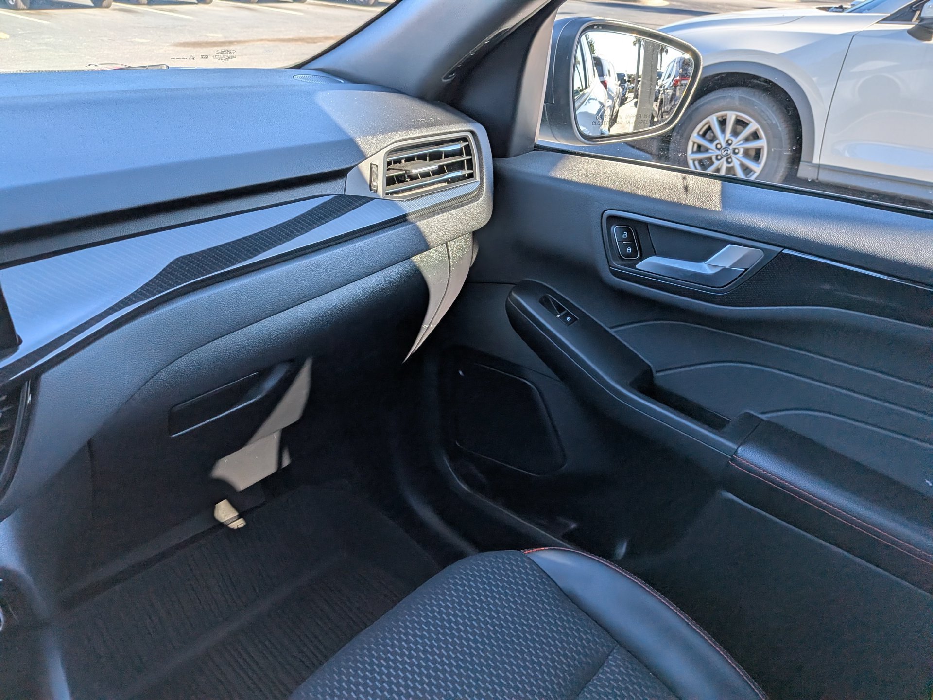 Certified 2023 Ford Escape ST-Line w/ Tech Pack #1 FWD image 20