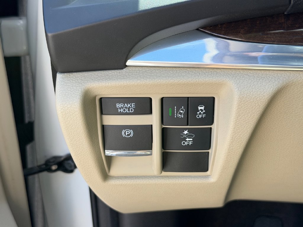 Used 2018 Acura MDX w/ Technology Package FWD image 34