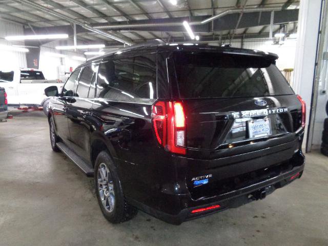 Certified 2025 Ford Expedition Max Active image 3