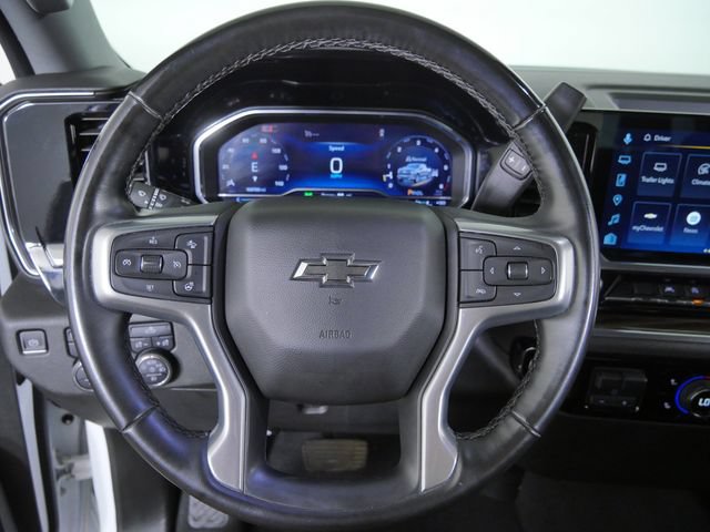 Used 2024 Chevrolet Silverado 1500 RST AWD/4WD image 26