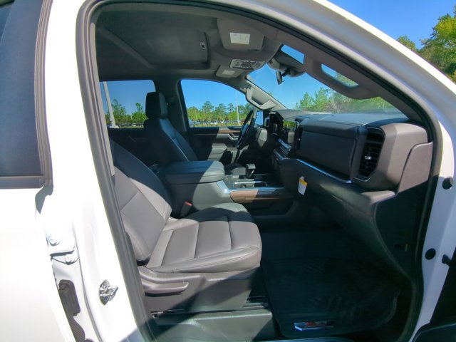 Used 2025 Chevrolet Silverado 1500 LT Trail Boss w/ Convenience Package II AWD/4WD image 36