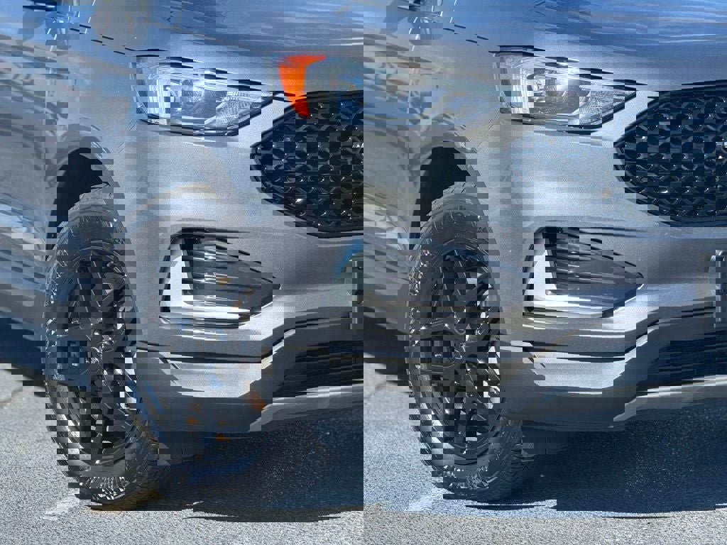 Certified 2023 Ford Edge SEL image 7