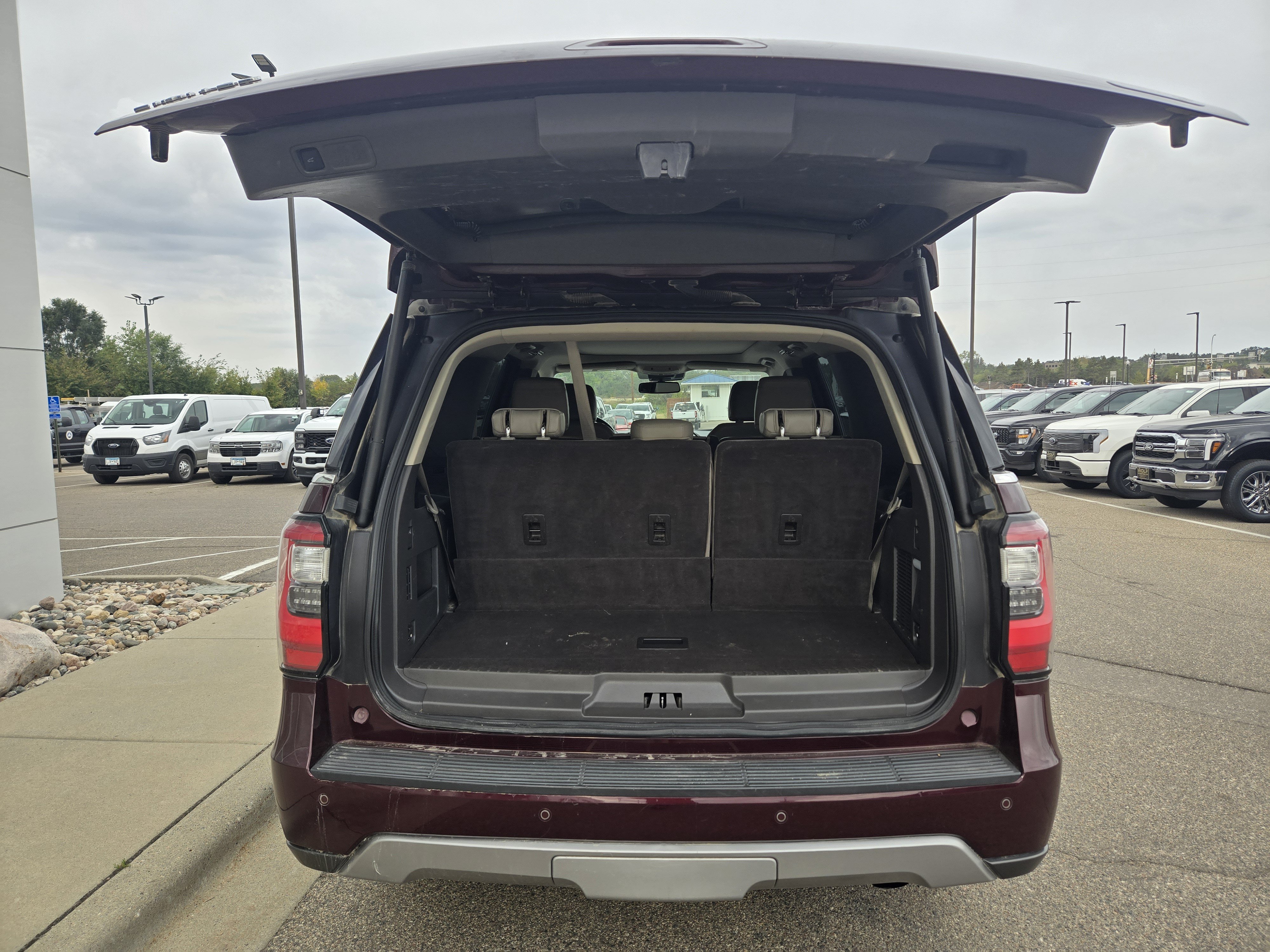 Certified 2021 Ford Expedition Limited AWD/4WD image 13