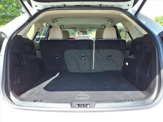 Certified 2023 Ford Edge SEL w/ Convenience Package AWD/4WD image 4