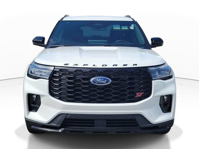 Certified 2025 Ford Explorer ST RWD image 2