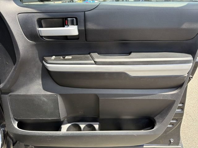 Used 2020 Toyota Tundra SR5 w/ SR5 Upgrade Package AWD/4WD image 19