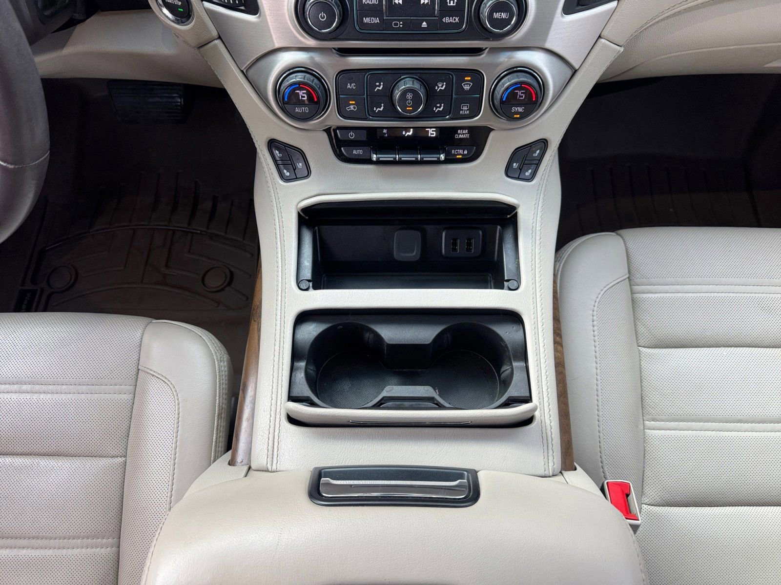 Used 2020 GMC Yukon Denali w/ Denali Ultimate Package image 11