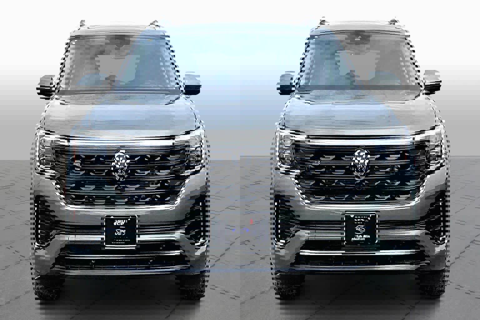 Used 2025 Volkswagen Atlas SEL Premium R-Line image 4