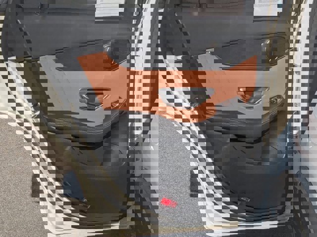 Used 2022 Mercedes-Benz GLC 300 4MATIC image 27