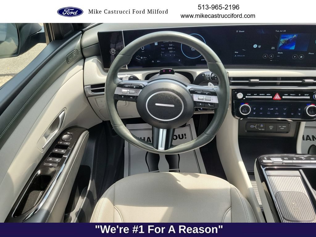 Used 2025 Hyundai Tucson Limited AWD/4WD image 11