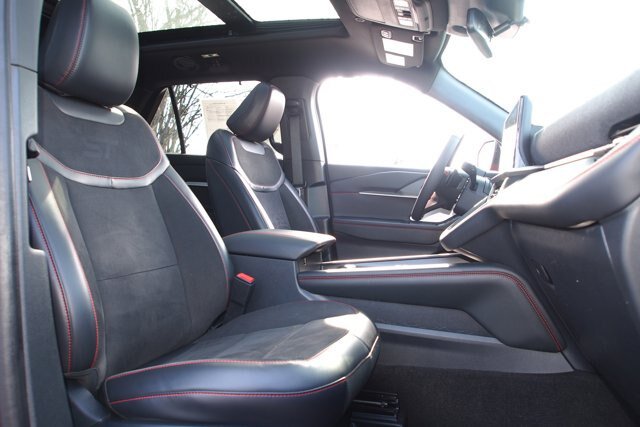 Certified 2025 Ford Explorer ST AWD/4WD image 11