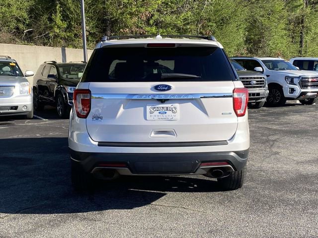 Certified 2019 Ford Explorer XLT w/ Equipment Group 202A image 5