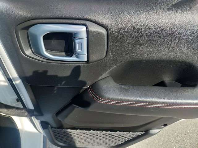 Used 2022 Jeep Wrangler Unlimited Rubicon w/ Cold Weather Group image 30