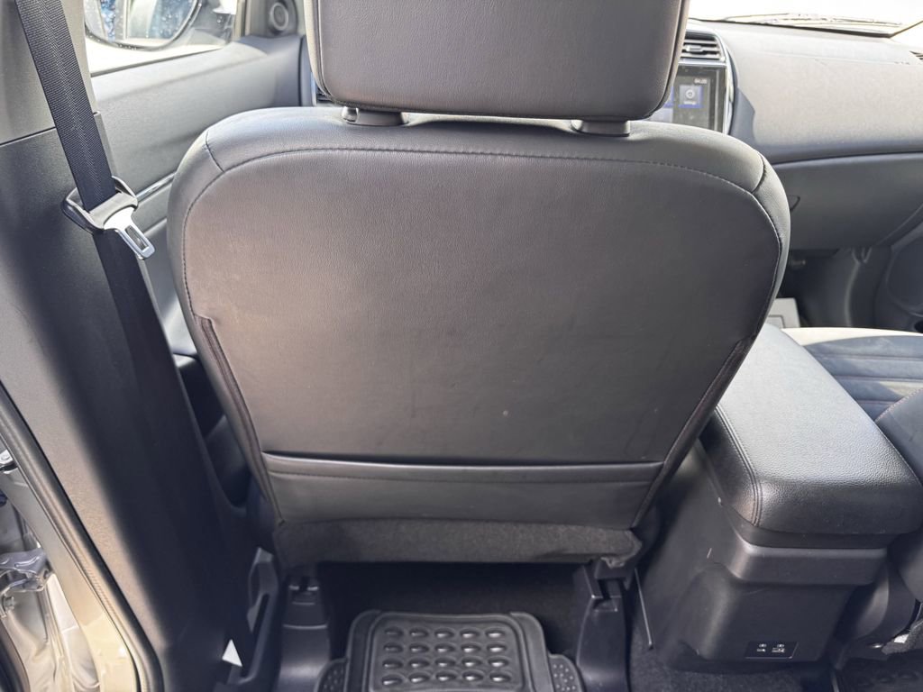 Used 2024 Mitsubishi Outlander Sport SE AWD/4WD image 31
