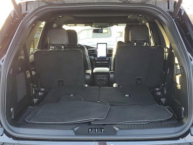 Certified 2023 Ford Explorer ST w/ Equipment Group 401A image 7