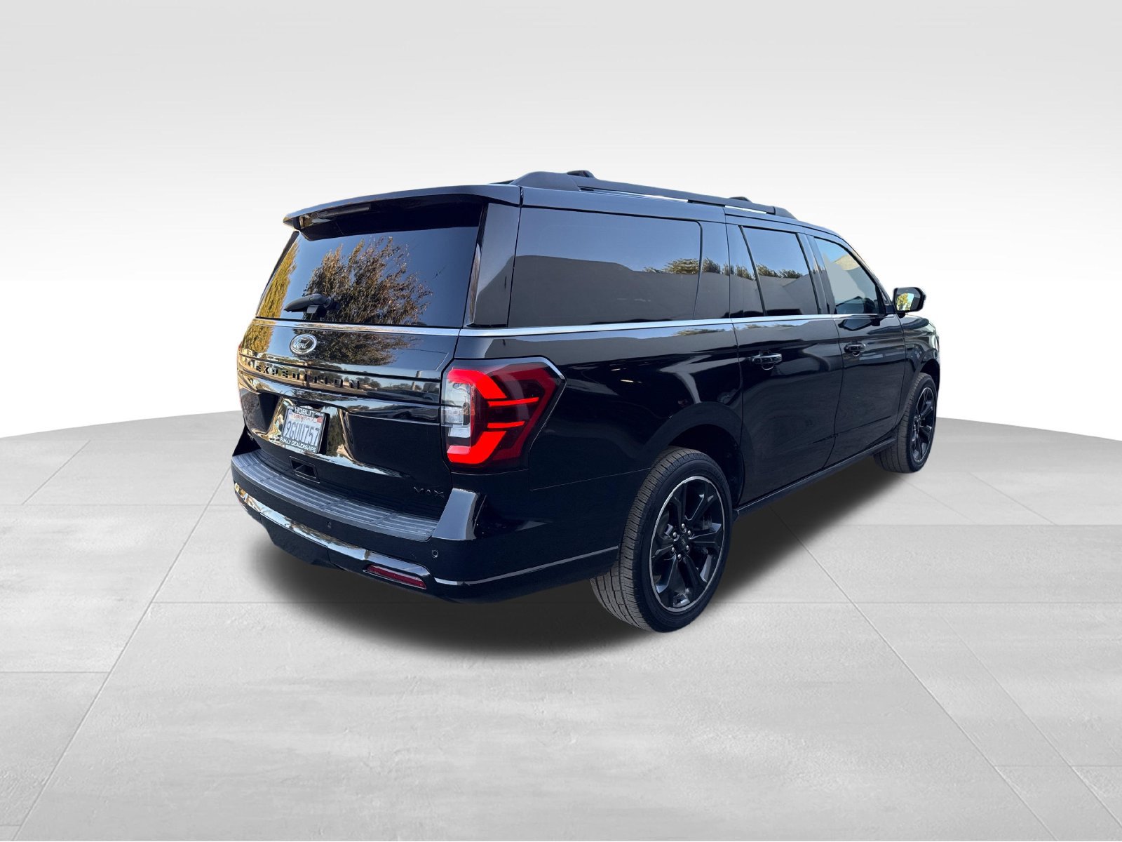 Certified 2023 Ford Expedition Max Limited AWD/4WD image 5