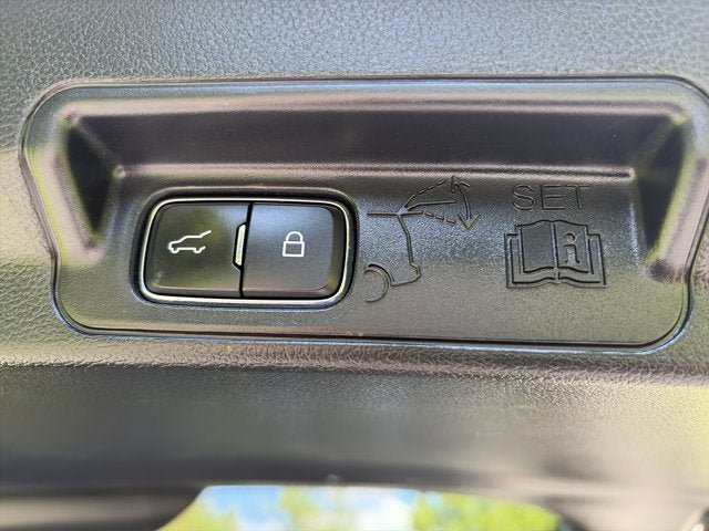 Certified 2020 Ford Explorer ST w/ Premium Technology Package AWD/4WD image 19